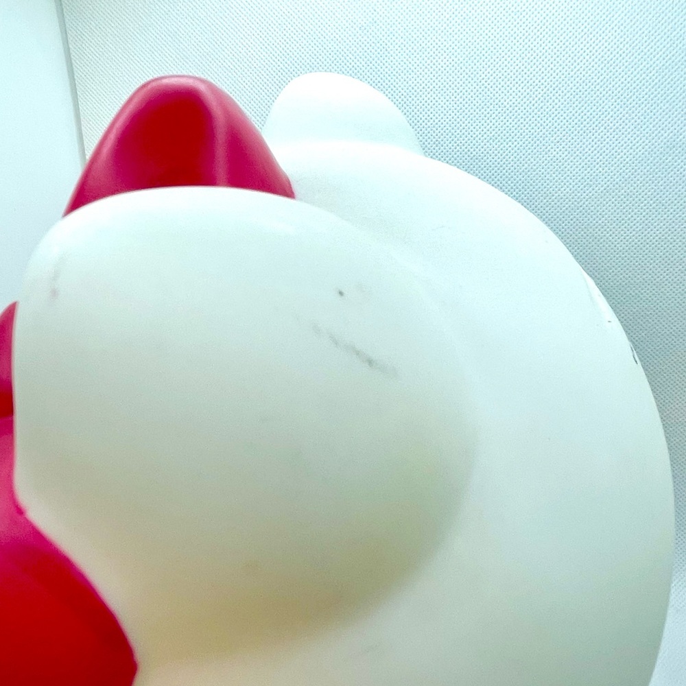 Hello Kitty Piggy Bank - Picture 9 of 10